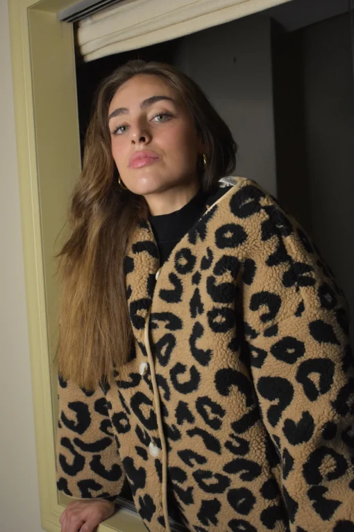Abrigo borrego animal print