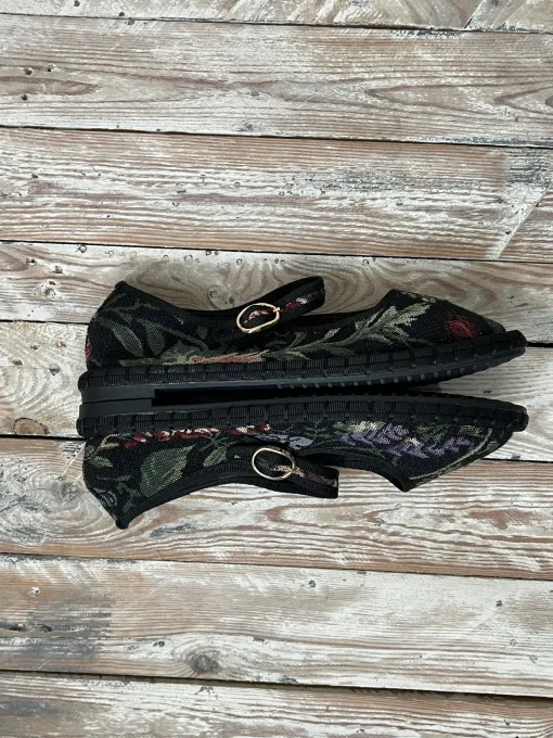 Bailarinas bordadas
