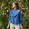 Blusa vaquera volante oscura