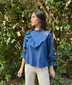 Blusa vaquera volante oscura