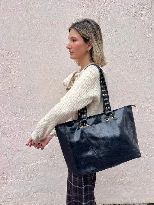 Bolso tachuelas asas