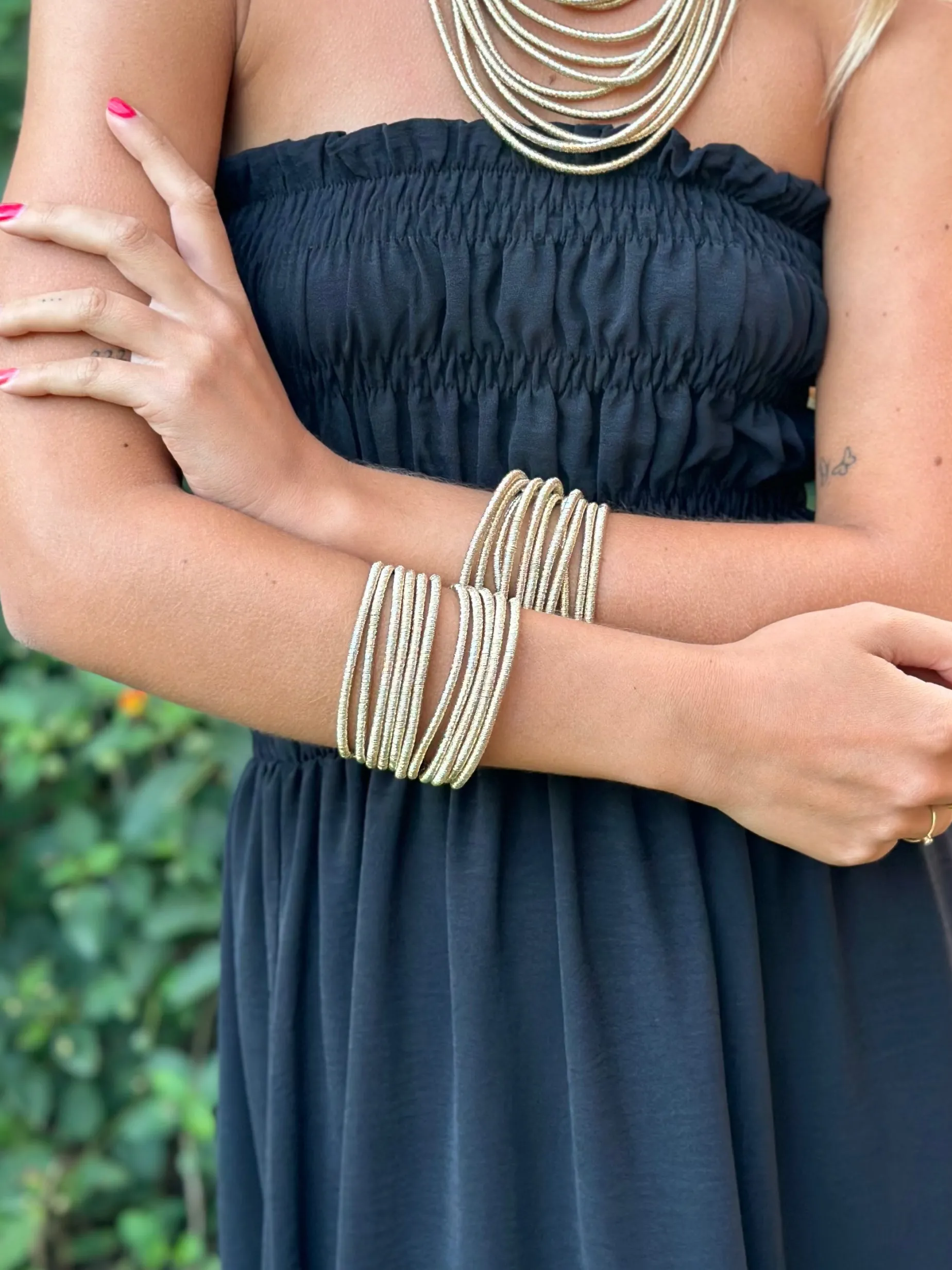 Brazalete cordones dorado