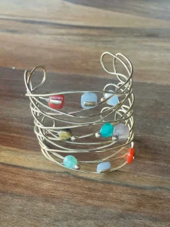 Brazalete piedras
