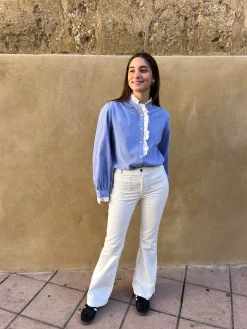 Camisa celeste rayas volante troquelado