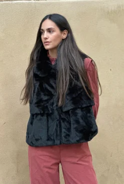 Chaleco pelo sintético