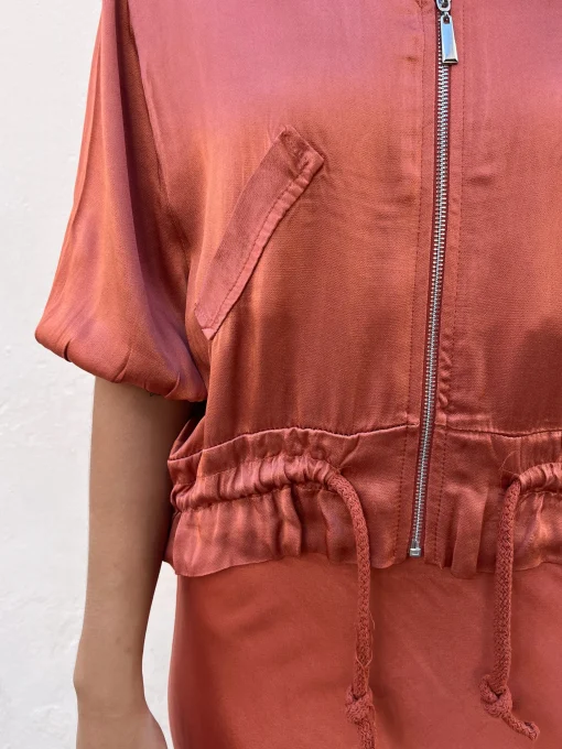 Chaqueta satinada teja