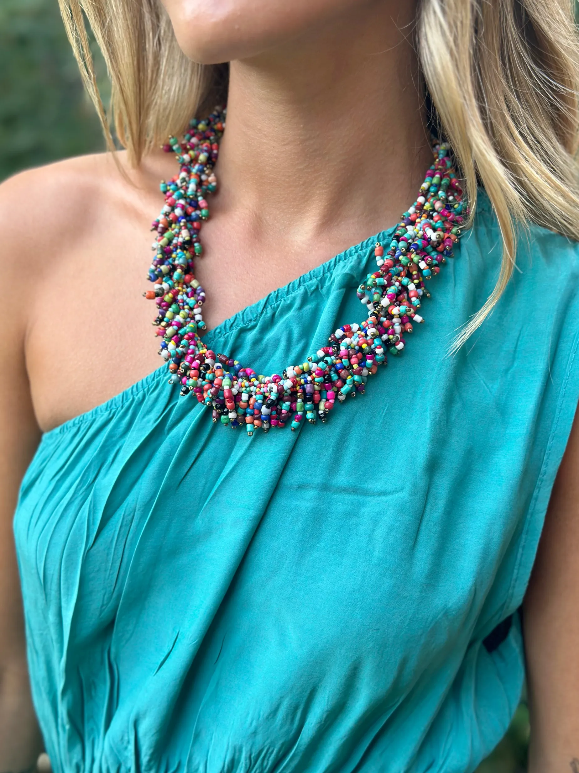 Collar bolitas multicolor