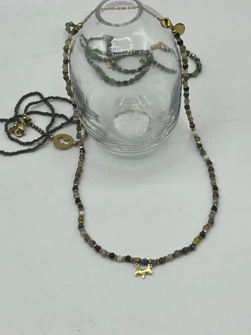 Collar bolitas teckel