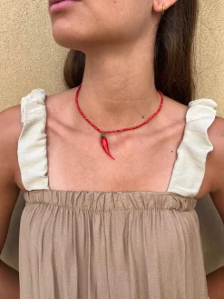 Collar rojo charms