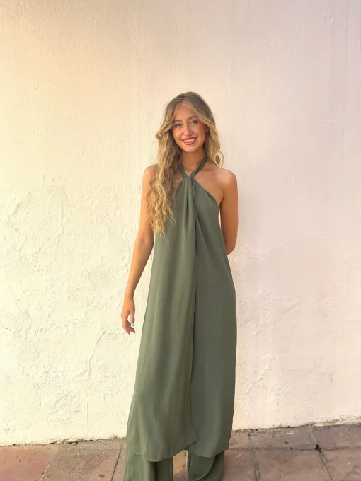 Conjunto halter largo verde kaki