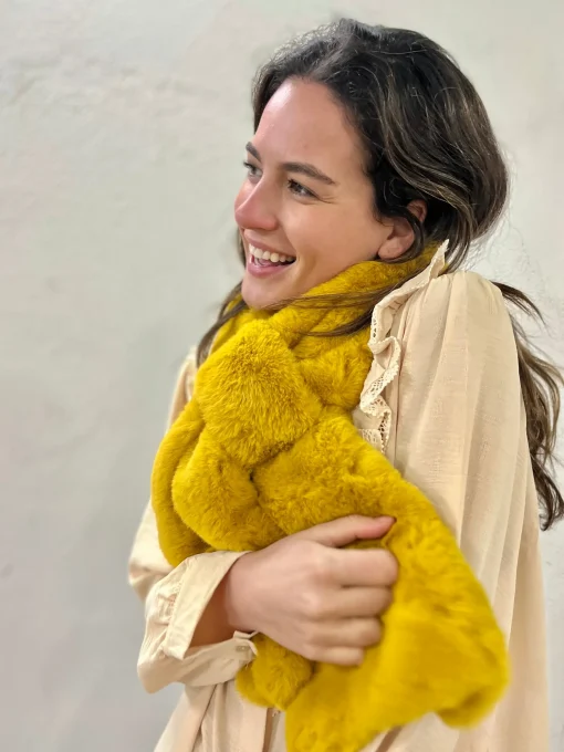 Cuello pelo sintético Wok