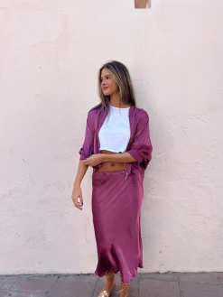 Falda satinada buganvilla