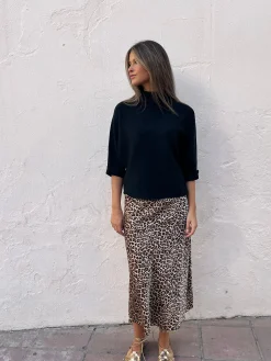 Falda satinada leopardo