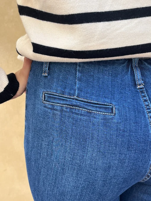 Jeans azul marino botones