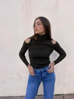 Jersey crop cut out