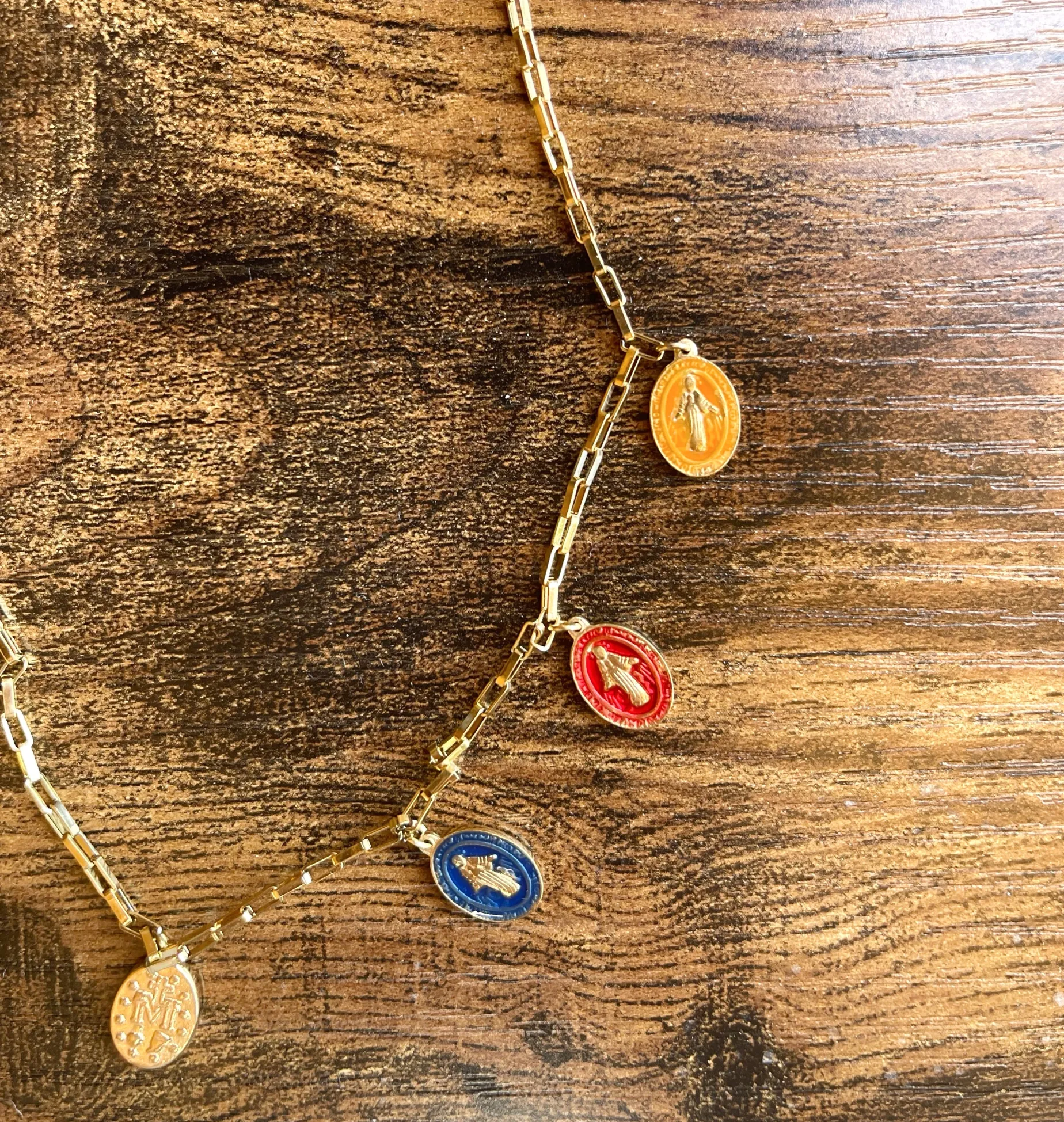 Milagrosas Esmaltadas