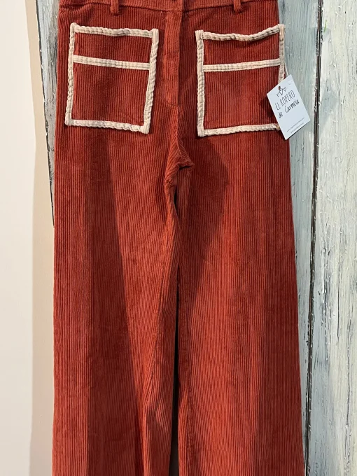 Pantalón de pana bolsillos