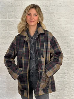 Parka cuadros acolchada