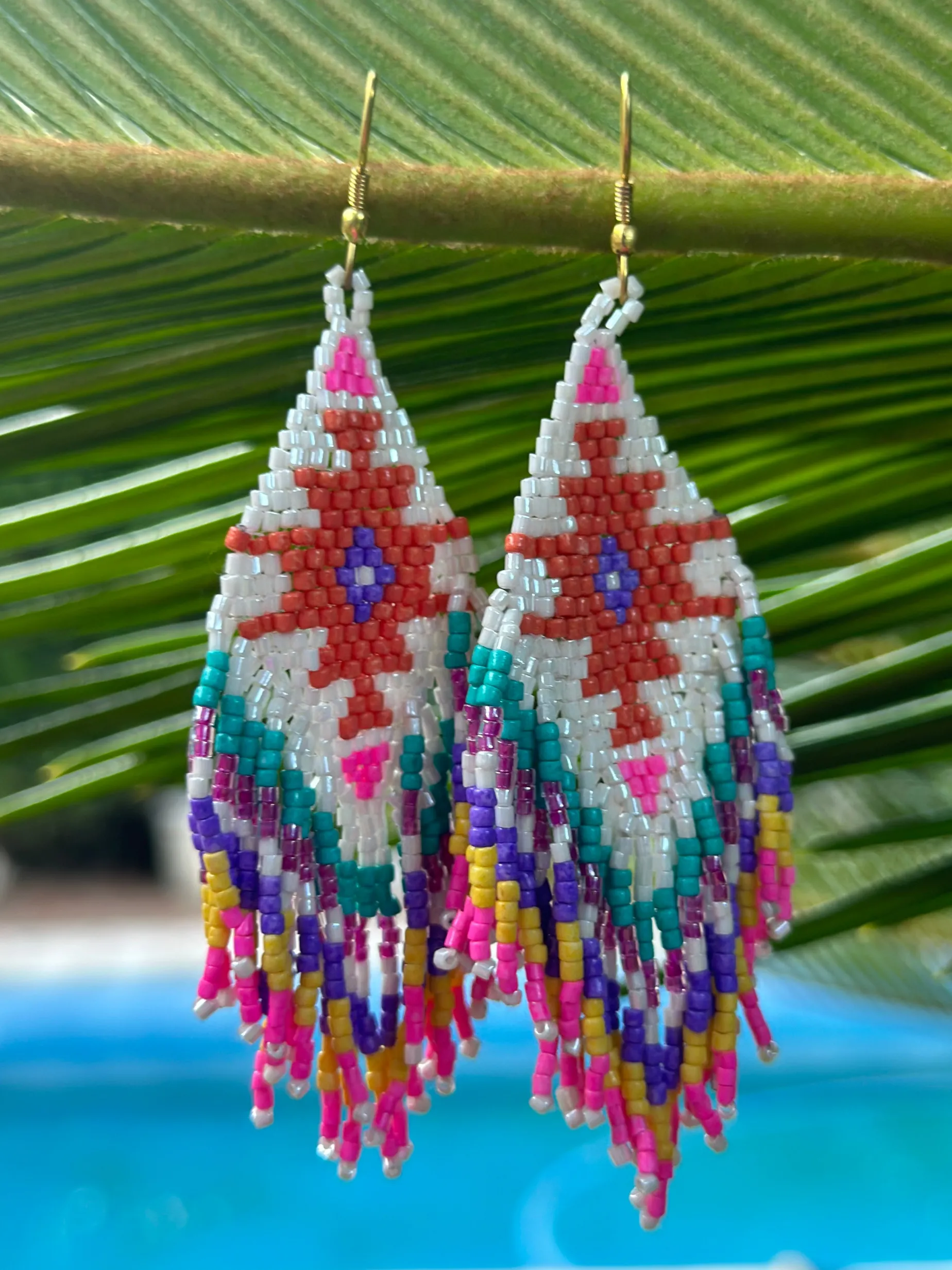 Pendiente étnico bolita