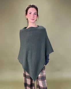 Poncho pico punto