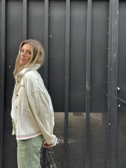 Sobrecamisa étnica beige