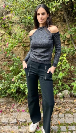 Top glitter hombros descubiertos negro