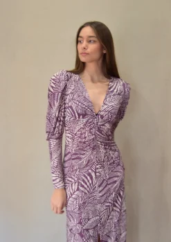 Vestido falda frunce central