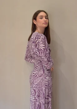 Vestido falda frunce central